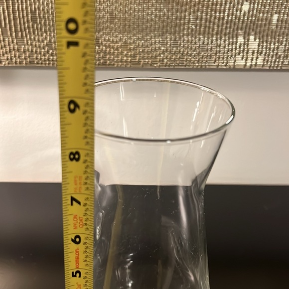 Set of 2 Clear Vases - Picture 6 of 9